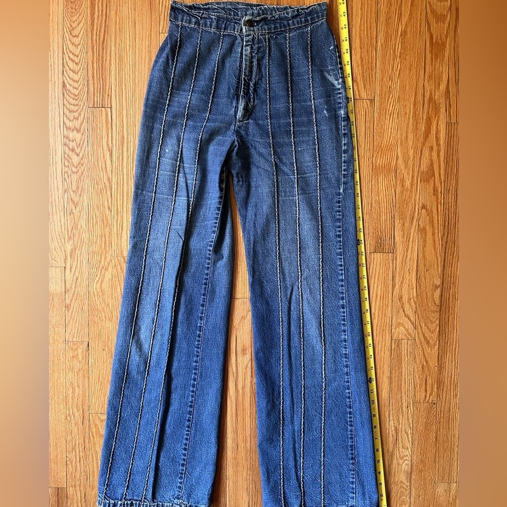 Levi’s Vintage Jeans - Orange Tab. 1970’s High waist Flared Jeans with piping